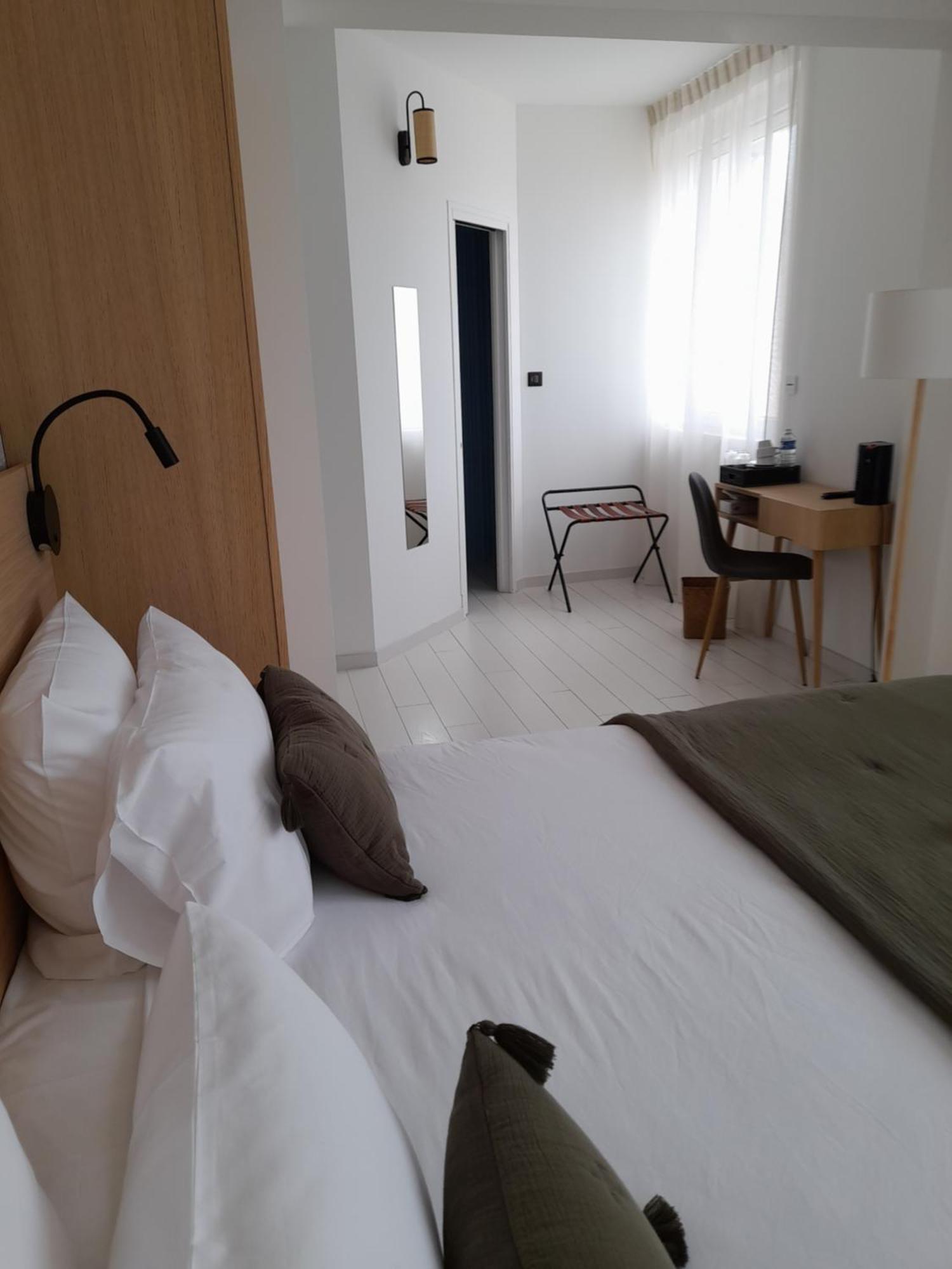 Hotel L'Albatros Saint-Trojan-les-Bains Εξωτερικό φωτογραφία